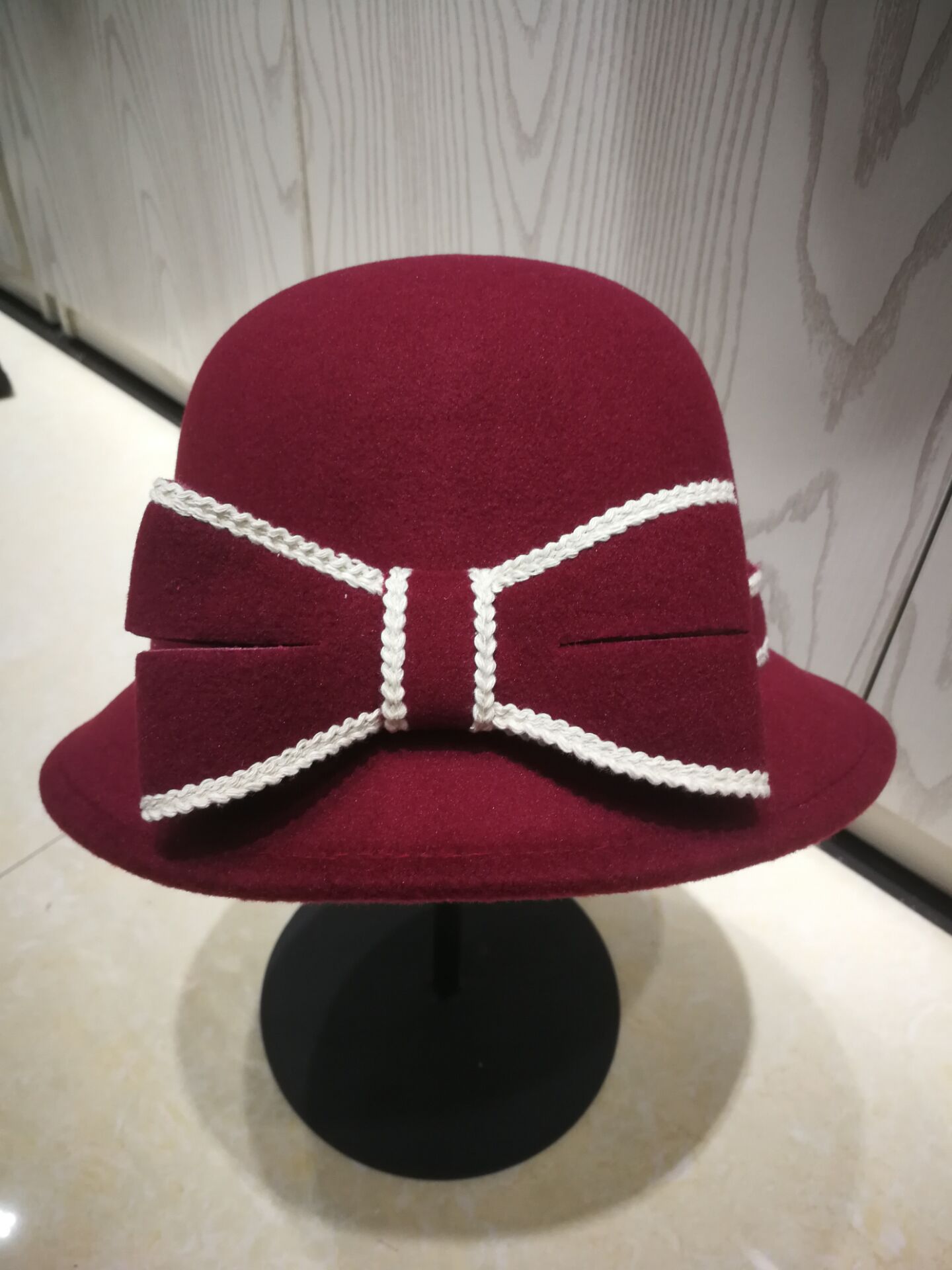 Années 60 Chapeau Derby Rétro Noeud Bicolore - Ma Penderie Vintage