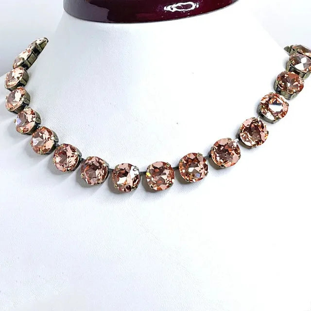 <tc>Años 50</tc> Collar retro con diamantes de imitación <tc>M</tc>onaco