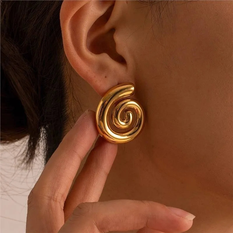 Années 80 Boucles d'oreilles Dorées Coquillage Brutaliste - Ma Penderie Vintage
