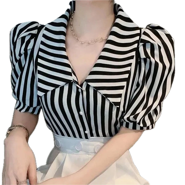 <tc>1940's</tc> Striped Blouse With Wide Collar