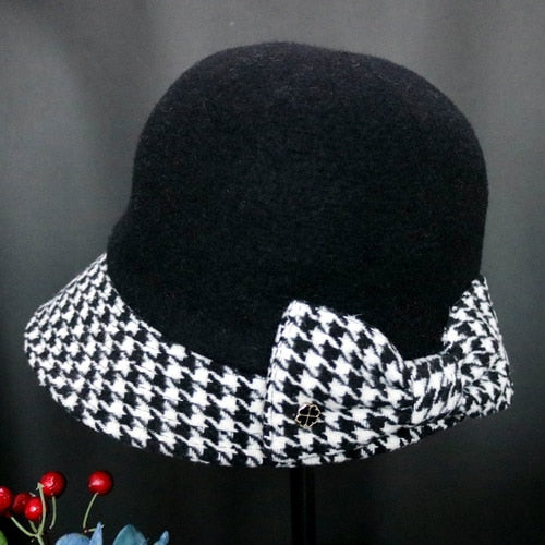 <tc>1940's</tc> Houndstooth Winter Cloche Hat