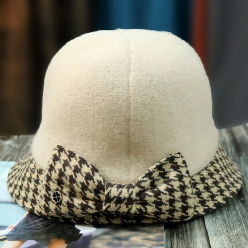 <tc>1940's</tc> Houndstooth Winter Cloche Hat