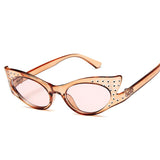 <tr 0>   <tc>L</tc>Studs Cat Eye Sunglasses